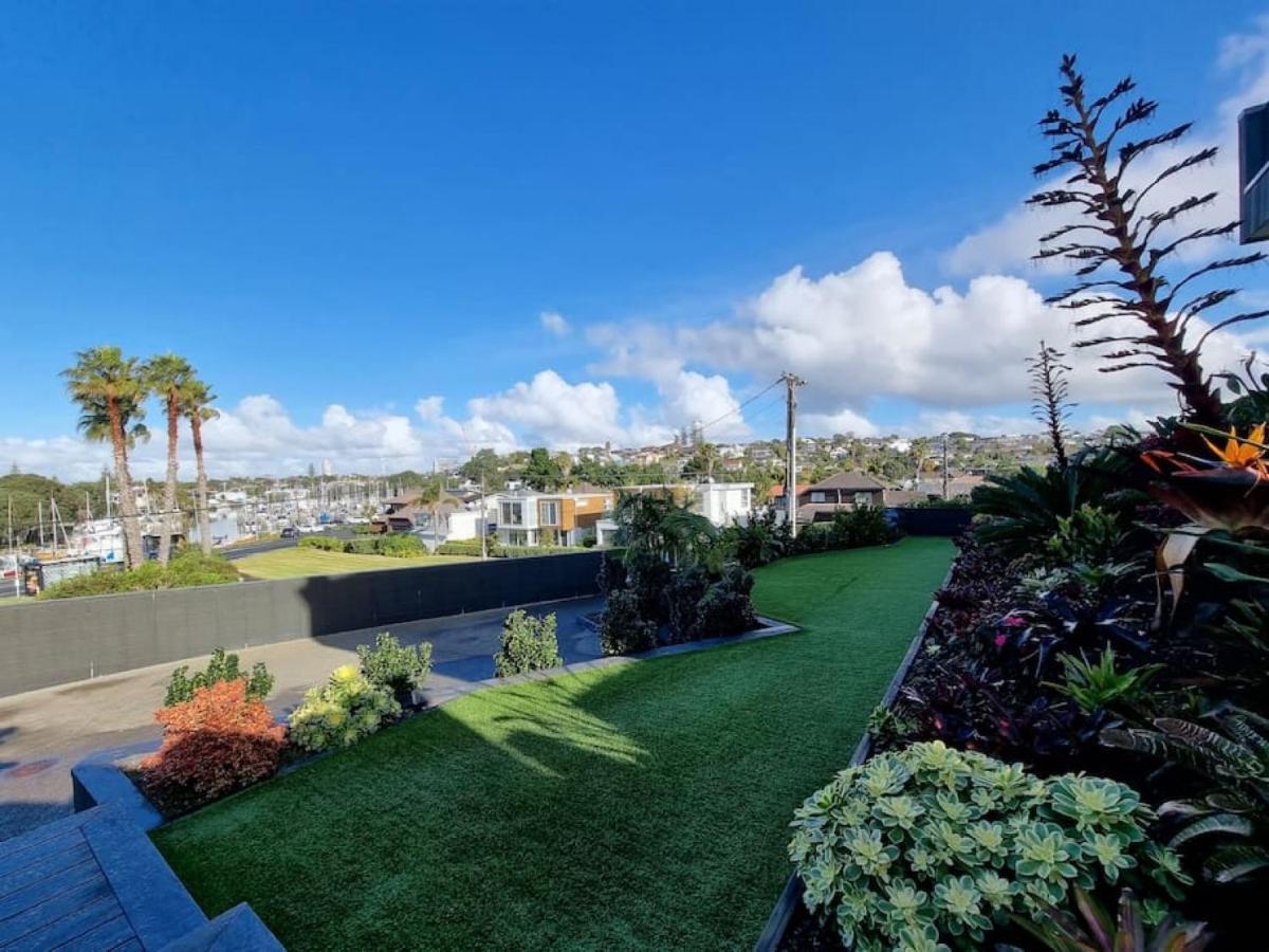 Fabulous Castor Bay 1 Bedroom With Views And Skytv オークランド エクステリア 写真